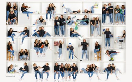 Familienfotoshooting als Wimmelbild – Originelles Setzkasten-Familienfoto Fotostudio Rebstein